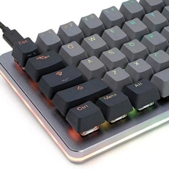 Drop ALT Mechanical Keyboard — 65% (67 Key) Gaming Keyboard-(Halo Clear, Gray) - Picture 5 of 7